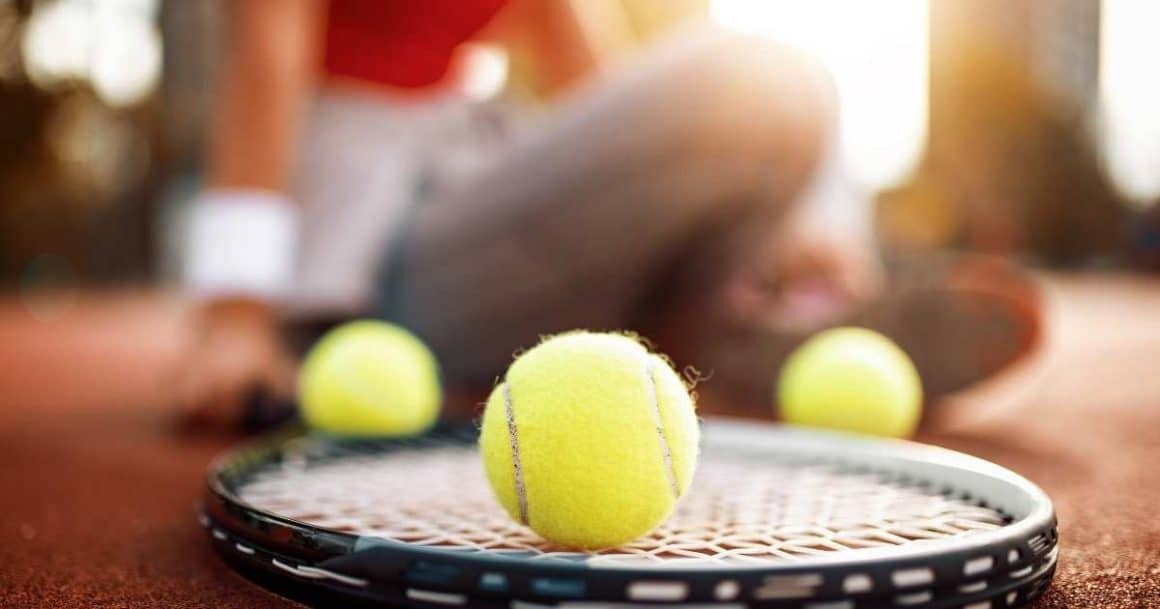 learn to play tennis this summer