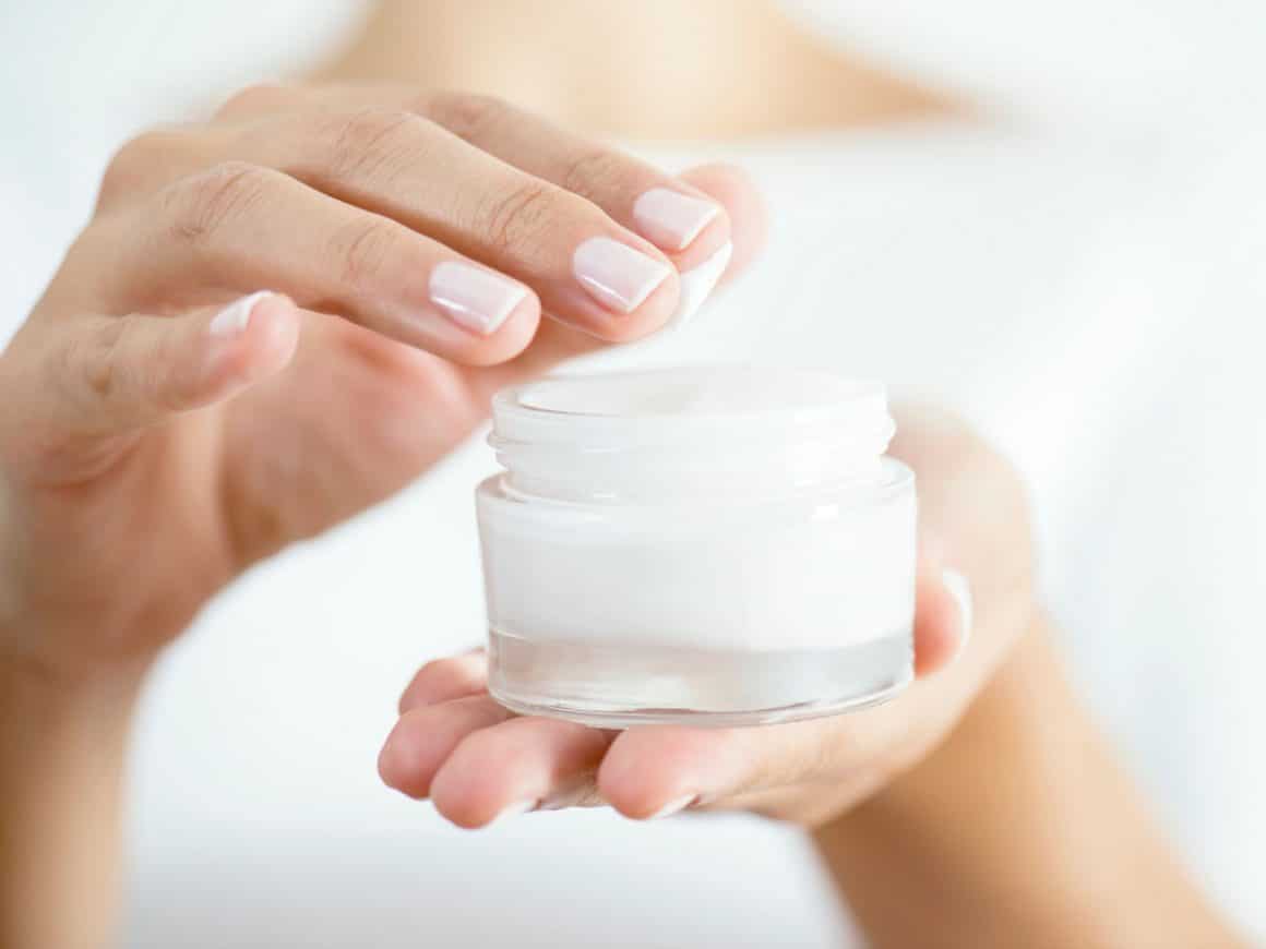 moisturizer morning skincare routine for mature skin