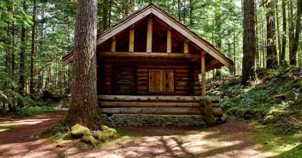 fun things to do as a couple-rent a cabin in the woods