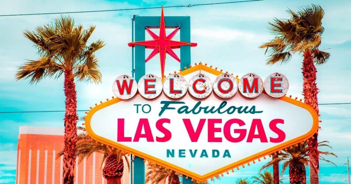 fun things for couples to do-go to las vegas