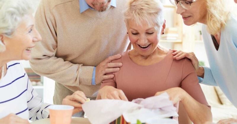 gift ideas for older women