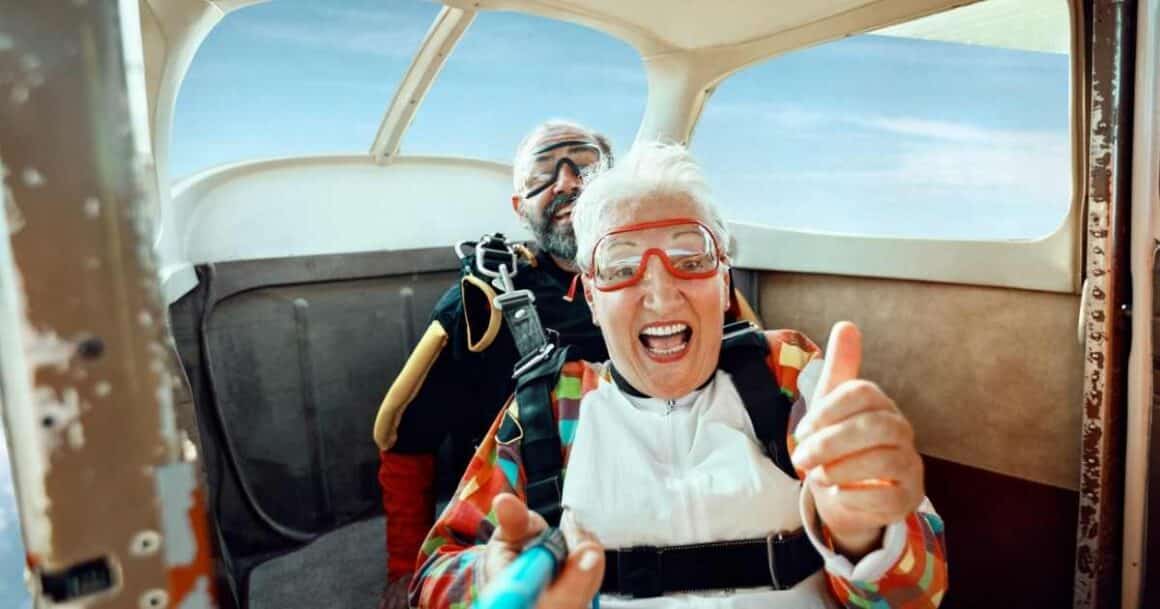 bucket list for retirement-sky diving