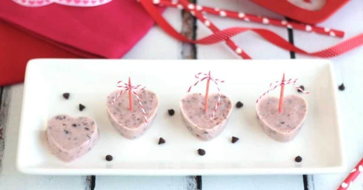chocolate-strawberry greek yogurt bites