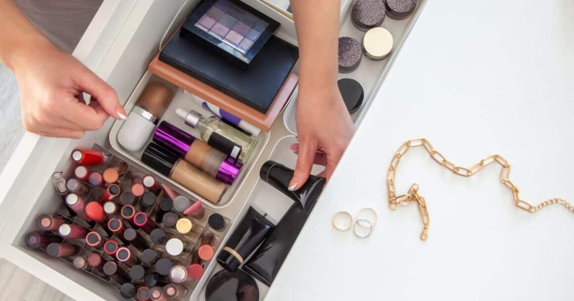 minimal makeup drawer