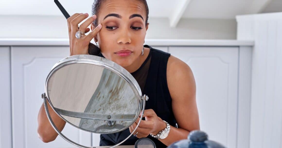 the best magnification for a makeup mirror for mature women