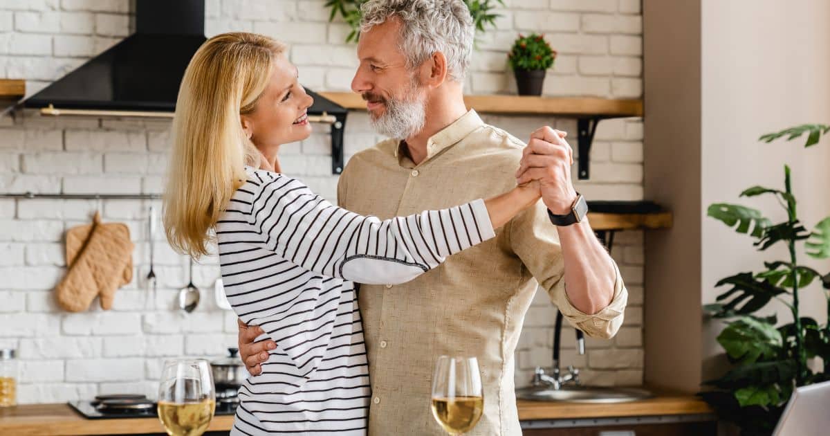 Your Guide to the Best Gifts for Empty Nesters in 2024