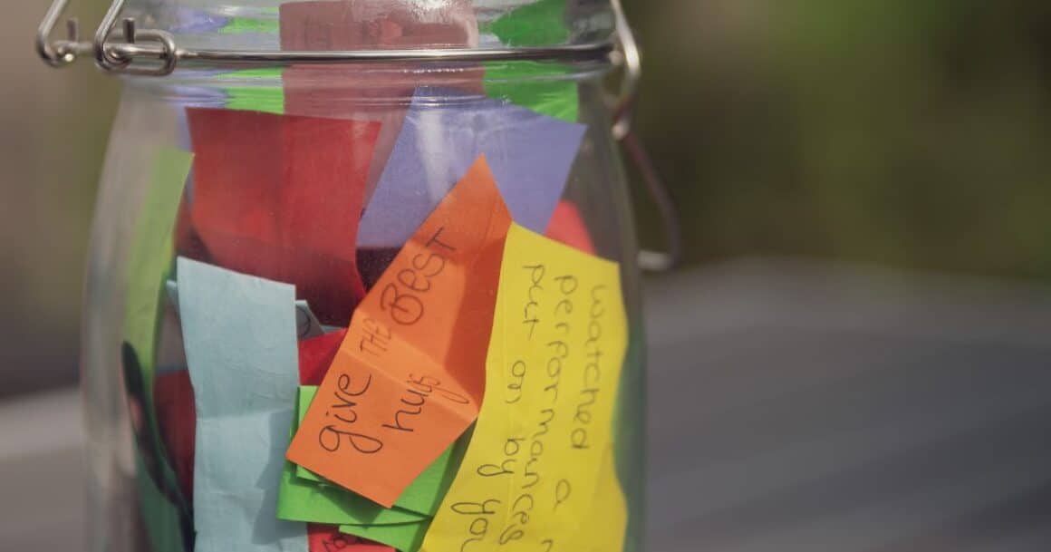 how to make a gratitude jar