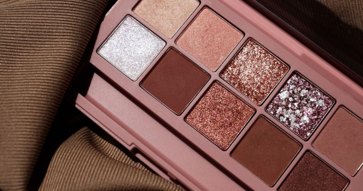 eyeshadow for older women