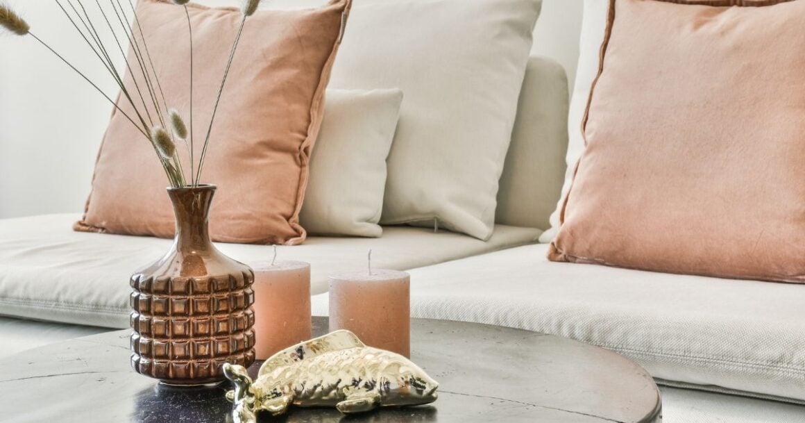 Cozy living room with decorative elements.